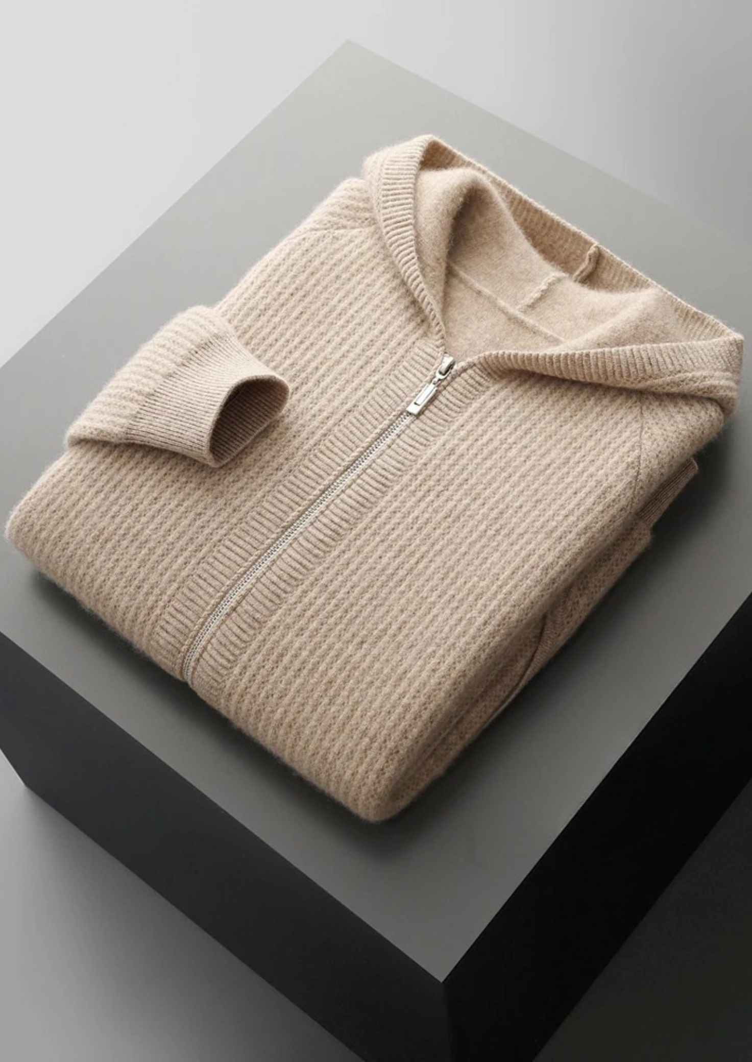 Men’s Zip Sweater Minimal Style | Modern