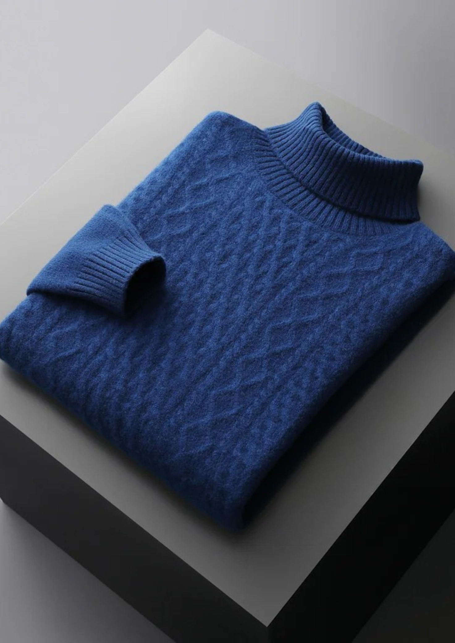 Men’s Cable Sweater Classic Style | Modern